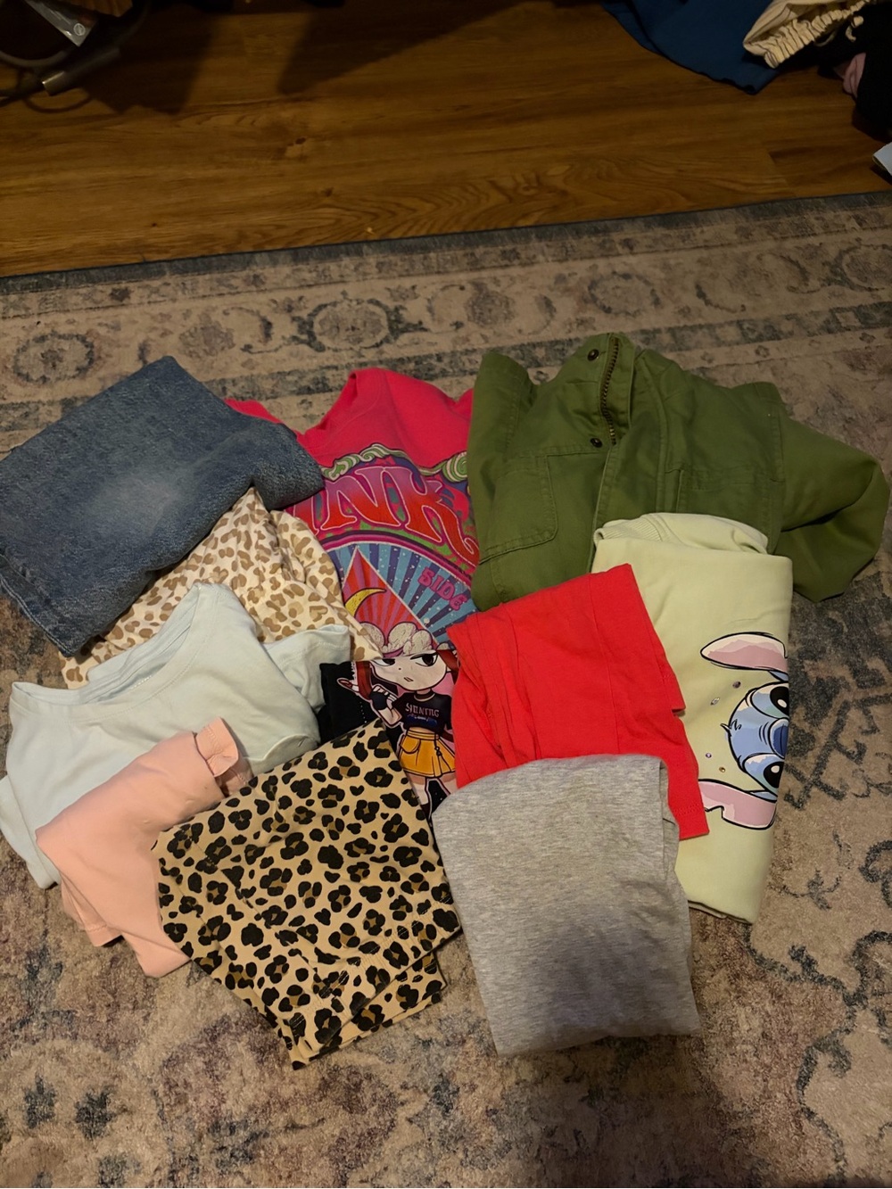 Girls bundle of clothes size medium
